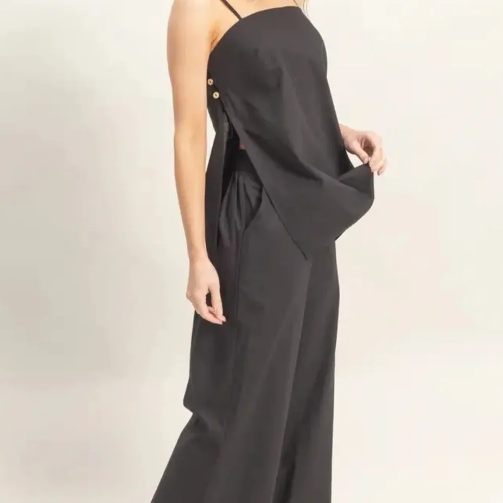 Black Wide-Leg Set - Picture 4 of 9